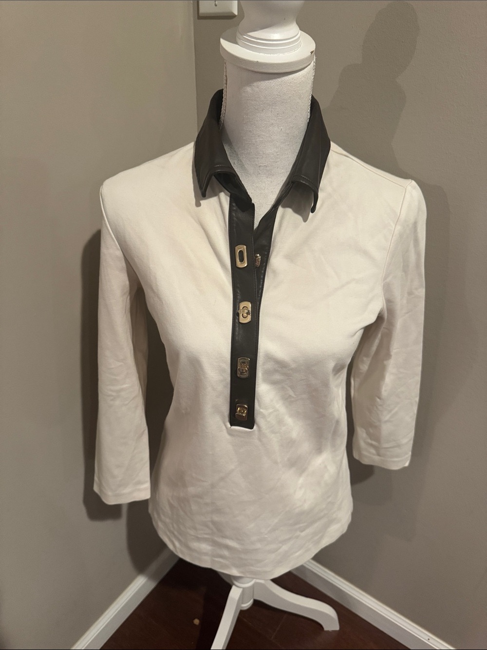 J. McLaughlin Nadine Henley Contemporary Knit Top with faux leather placket XS